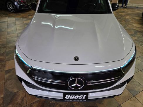 Used 2023 Mercedes-Benz EQB 350 4MATIC SUV image 15