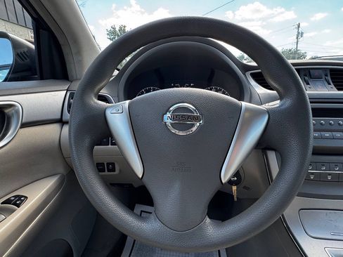 Used 2013 Nissan Sentra S FWD image 19