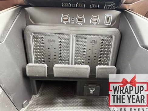 Used 2025 RAM 3500 Longhorn image 37