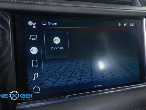 Used 2023 GMC Yukon Denali w/ Advanced Technology Package AWD/4WD image 20
