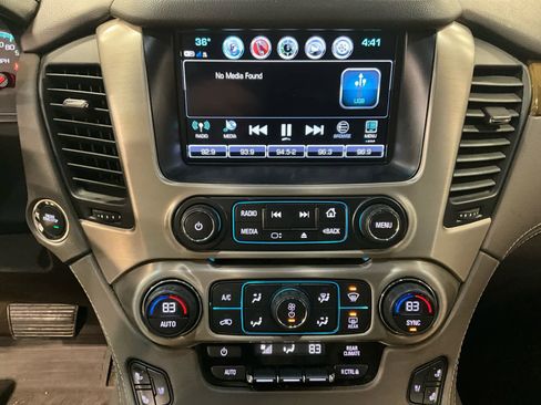 Used 2017 GMC Yukon Denali w/ Open Road Package AWD/4WD image 38