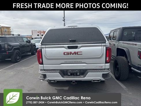 Used 2022 GMC Sierra 1500 AT4 w/ Technology Package AWD/4WD image 5