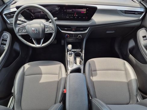 Used 2025 Buick Encore GX Preferred AWD/4WD image 18