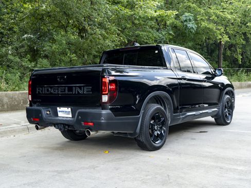 Used 2024 Honda Ridgeline Black Edition image 9