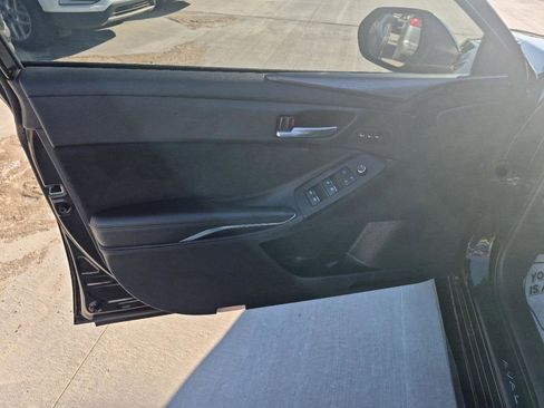 Used 2022 Toyota Avalon Touring w/ Advanced Safety Package image 12