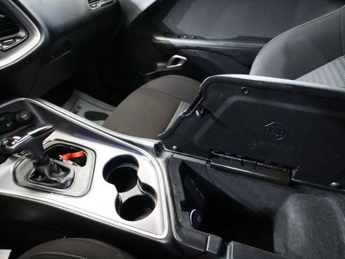 Used 2020 Dodge Challenger GT RWD image 21