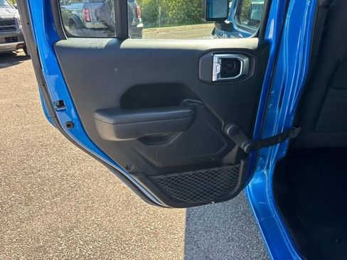 Used 2020 Jeep Gladiator Sport AWD/4WD image 14