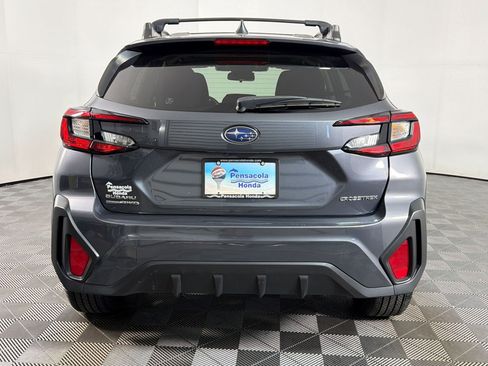 Used 2024 Subaru Crosstrek 2.0i Premium AWD/4WD image 8