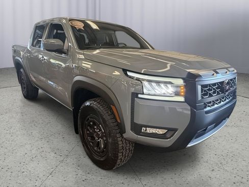 Used 2025 Nissan Frontier PRO-4X w/ Interior Protection Package AWD/4WD image 8