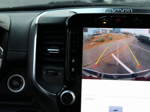 Used 2025 RAM 1500 Laramie image 24