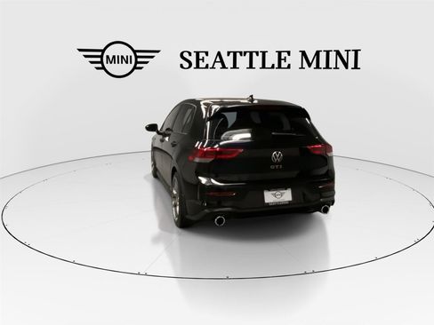 Used 2023 Volkswagen GTI SE image 9