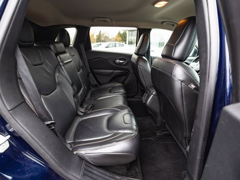 Used 2015 Jeep Cherokee Limited image 31