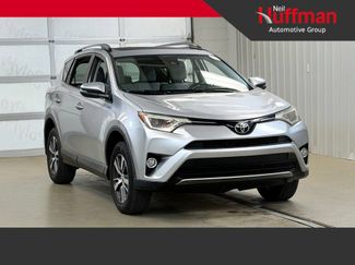 Used 2018 Toyota RAV4 XLE FWD video 1