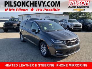 Used 2023 Chrysler Pacifica Touring-L FWD video 1
