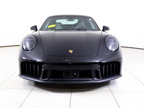 Certified 2025 Porsche 911 Carrera GTS RWD image 28