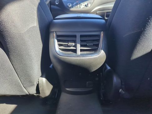 Used 2024 Chevrolet Malibu LT image 20