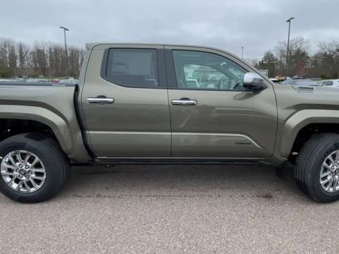 New 2026 Toyota Tacoma Limited AWD/4WD image 9