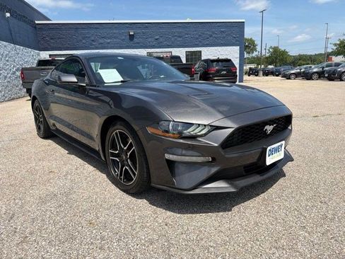 Used 2018 Ford Mustang Coupe w/ Equipment Group 101A RWD image 7