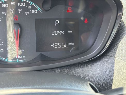Used 2022 Chevrolet Spark LS FWD image 11
