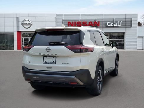 Certified 2023 Nissan Rogue SL w/ SL Premium Package AWD/4WD image 3
