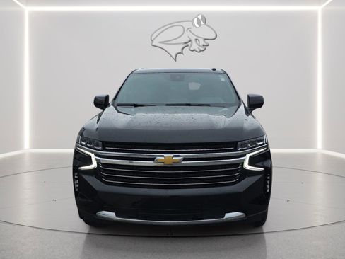 Used 2024 Chevrolet Suburban LT AWD/4WD image 18