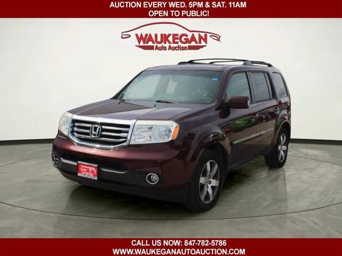 Used 2012 Honda Pilot Touring image 1
