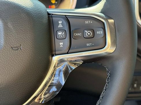 New 2026 RAM 2500 Laramie AWD/4WD image 26