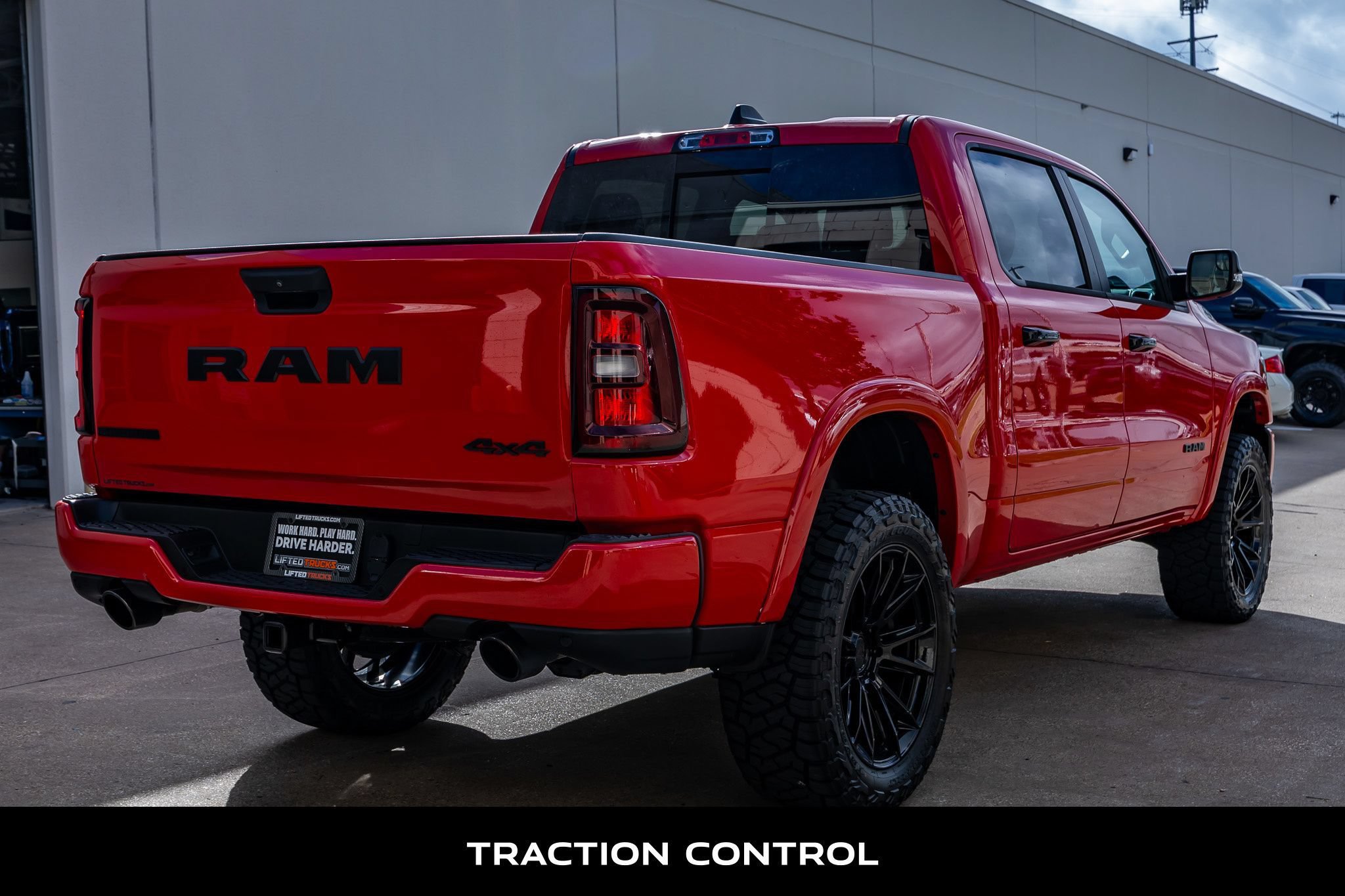 Used 2025 RAM 1500 Big Horn AWD/4WD image 10