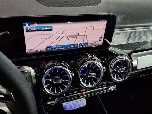 New 2026 Mercedes-Benz GLB 35 AMG 4MATIC image 5