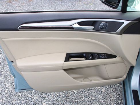Used 2014 Ford Fusion SE w/ Equipment Group 502A FWD image 21