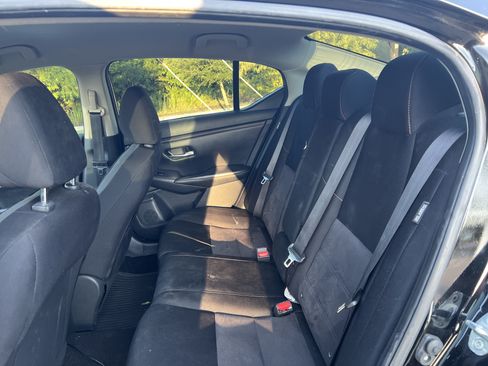 Used 2022 Nissan Sentra SR w/ Midnight Edition FWD image 27