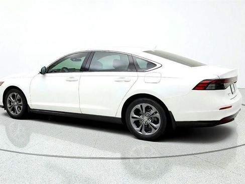 Used 2023 Honda Accord EX image 7