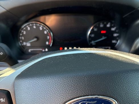 Certified 2022 Ford Explorer Limited w/ Equipment Group 301A image 8