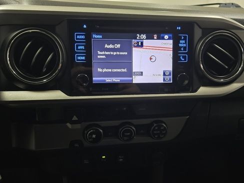 Used 2017 Toyota Tacoma SR5 image 26