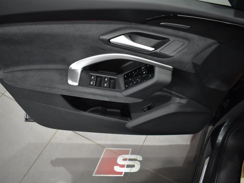 New 2025 Audi SQ5 Premium Plus AWD/4WD image 32