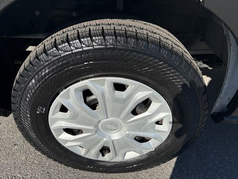 Used 2023 Ford Transit 250 Low Roof w/ Exterior Upgrade Package image 9