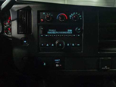 Used 2021 Chevrolet Express 2500 135''WB Low Roof 6.6L V8 Miniv w/ Driver Convenience Package image 23