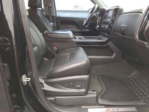 Used 2017 Chevrolet Silverado 1500 LTZ Z71 w/ LTZ Plus Package AWD/4WD image 22