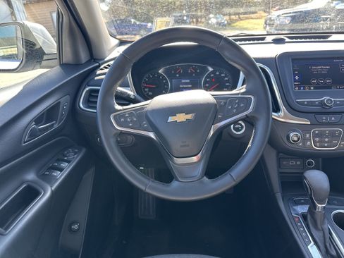 Used 2024 Chevrolet Equinox LT image 24