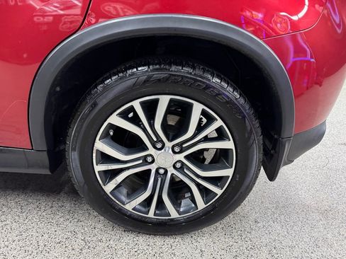 Used 2017 Mitsubishi Outlander Sport ES image 32