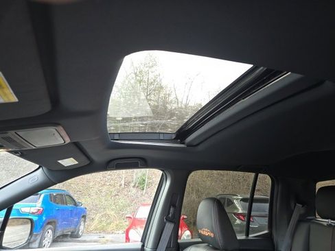 Used 2025 Honda Ridgeline TrailSport image 15