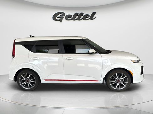 Used 2022 Kia Soul GT-Line FWD image 4