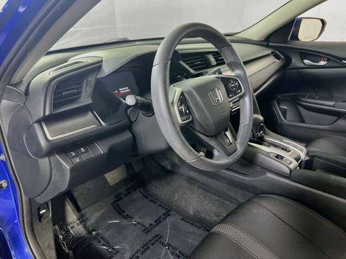 Used 2019 Honda Civic LX image 9