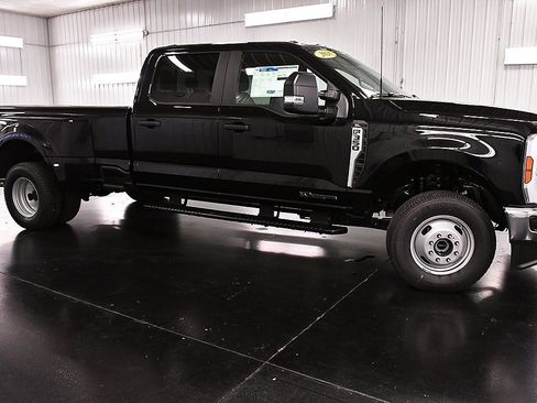 New 2026 Ford F350 XL image 8