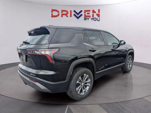 New 2026 Chevrolet Equinox LT w/ Safety and Technology Package image 5