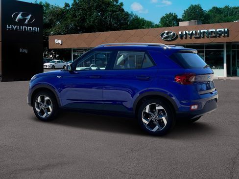 New 2025 Hyundai Venue Limited image 4