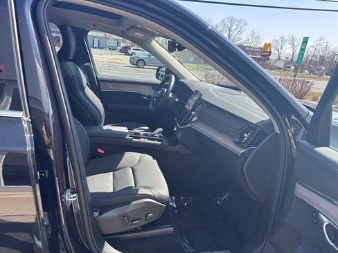 Certified 2025 Volvo XC90 B6 Plus image 15