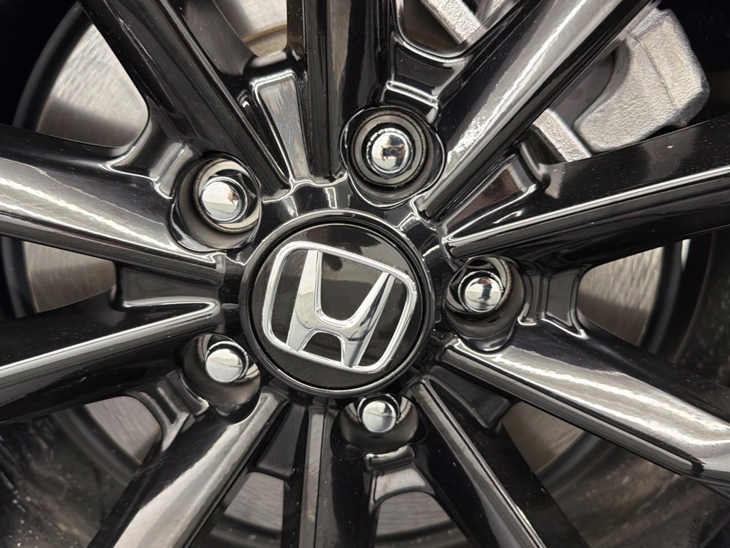 Used 2025 Honda CR-V Sport image 17