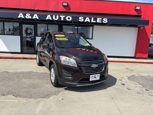 Used 2016 Chevrolet Trax LT w/ LT Convenience Package AWD/4WD image 1