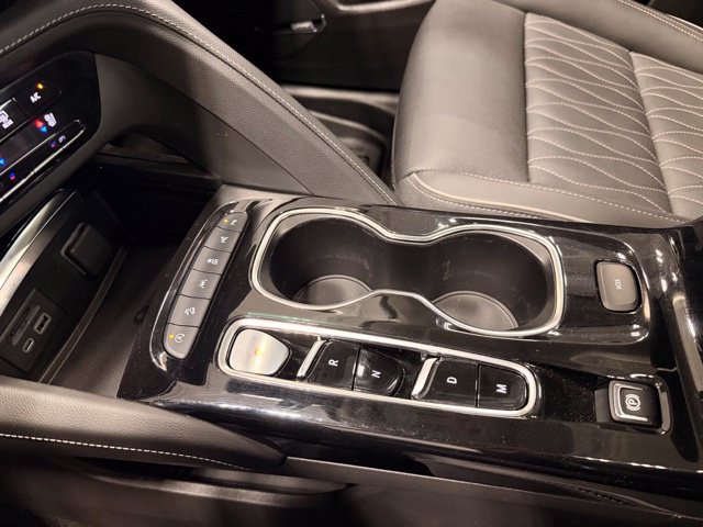 Used 2023 Buick Envision Avenir AWD/4WD image 34